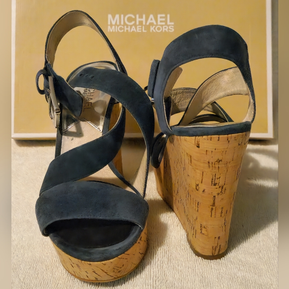 Michael Kors Giovanna Wedge